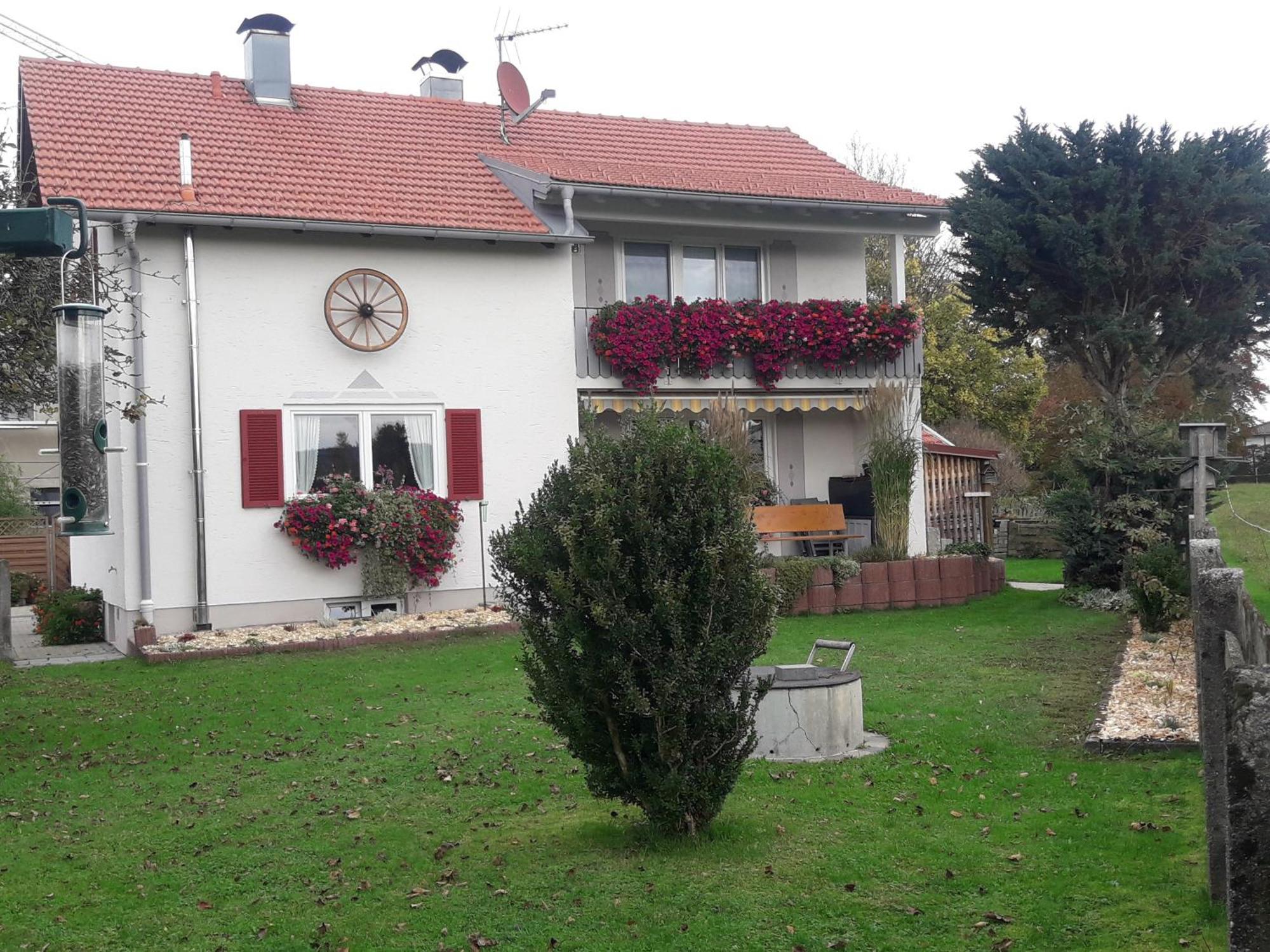 Gaestehaus Reisacher - Mehrbettzimmer Peiting Εξωτερικό φωτογραφία